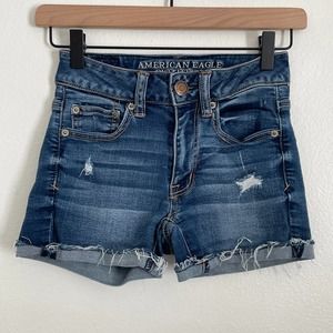 AEO | Hi-Rise Shortie Distressed Shorts Size 00